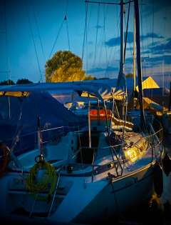 Bavaria 30 plus