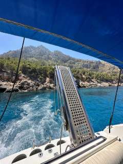 Sea Ray 400 sport cruiser