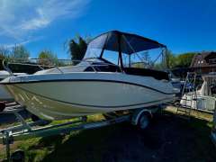 Quicksilver ACTIV 555 CABIN