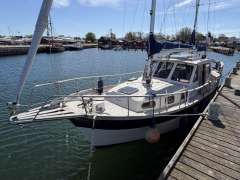 Nauticat 33