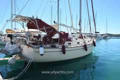Island Packet 38
