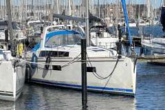 Beneteau Oceanis 38