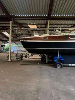 AL Custom Werftbau-Yacht