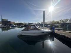 Sea Ray 220 Signature Select Overnighter