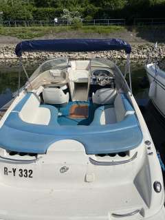 Bayliner 2350 Capri