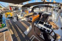 Dufour 470