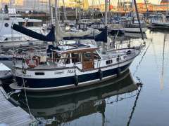 Nauticat 33