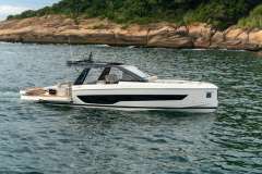 Schaefer V44 Yacht à moteur