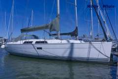 Hanse 375 Plachetní jachta