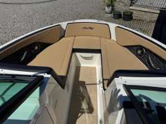 Sea Ray 210 SPX