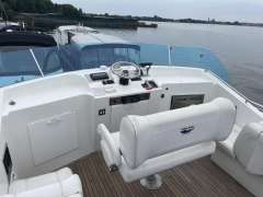 Tollycraft Sedan 34 Fly