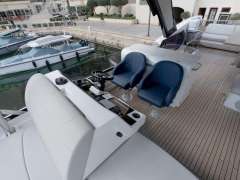 4 - Flybridge