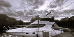 Suncruiser John Benett 35 Flybridge Yacht a motore