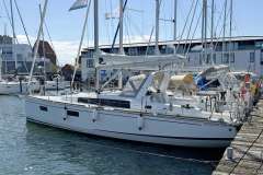 Beneteau Oceanis 38.1