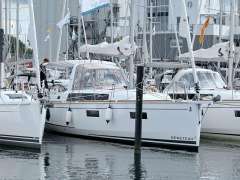 Beneteau Oceanis 38.1