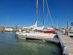 Beneteau First 30