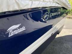 Crownline 26 Day Cruiser
