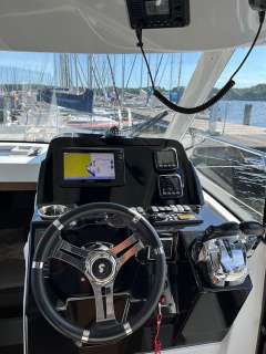 Beneteau Antares 9