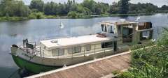 Locaboat Penichette 1107 W Houseboat