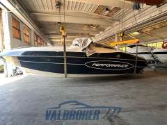 Performance Marine 907 Performance