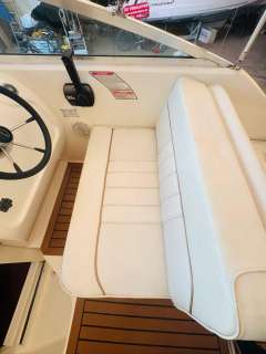 Sea Ray 240 DA