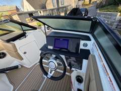 Sea Ray SPX 210