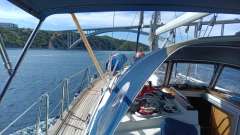 Bavaria 44
