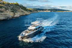 Azimut Magellano 66