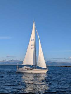 CR Yachts CR400DS