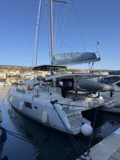 Lagoon 42