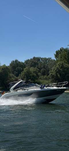 Cranchi 33 Endurance