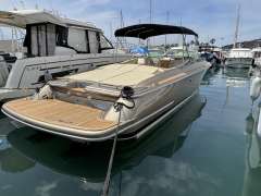Chris Craft 32 Corsair