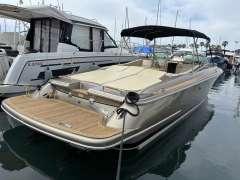 Chris Craft 32 Corsair