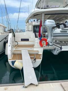 Lagoon 46 Owner's Version