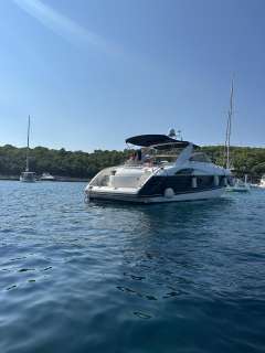 Princess Yachts V50 D12