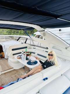 Princess Yachts V50 D12