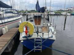 Contessa 32