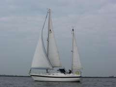 Contest 32 CS Vitorlás yacht