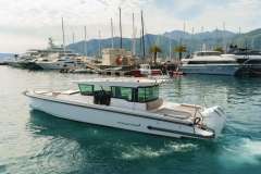 Axopar 37 XC Cross Cabin