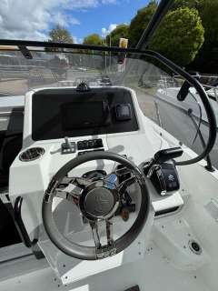 Beneteau Flyer 8 Sundeck V2