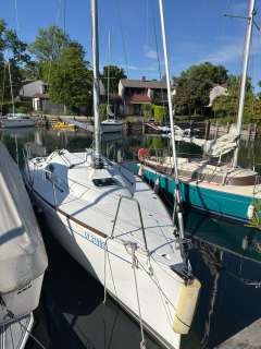 Beneteau First 27.7