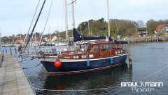 Nauticat 33