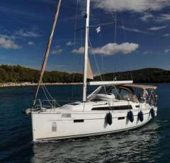 Bavaria 37 CRUISER