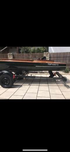 Eigenbau Elektro Holzboot