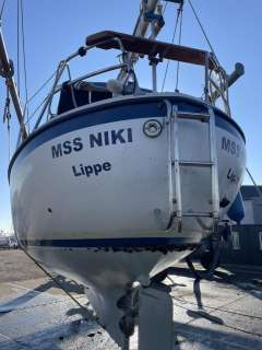 LM Boats 27