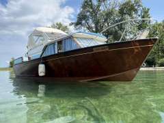 Chris Craft Cavalier 26 Cabin cruiser