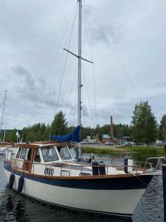 Nauticat 33