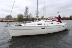 Beneteau Oceanis Clipper 331 IMG_5658.jpeg