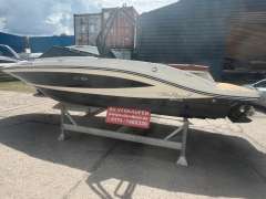 Sea Ray 210 SPX Tower