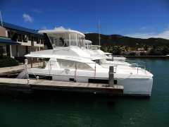 Leopard 43 Powercat Catamaran à moteur
